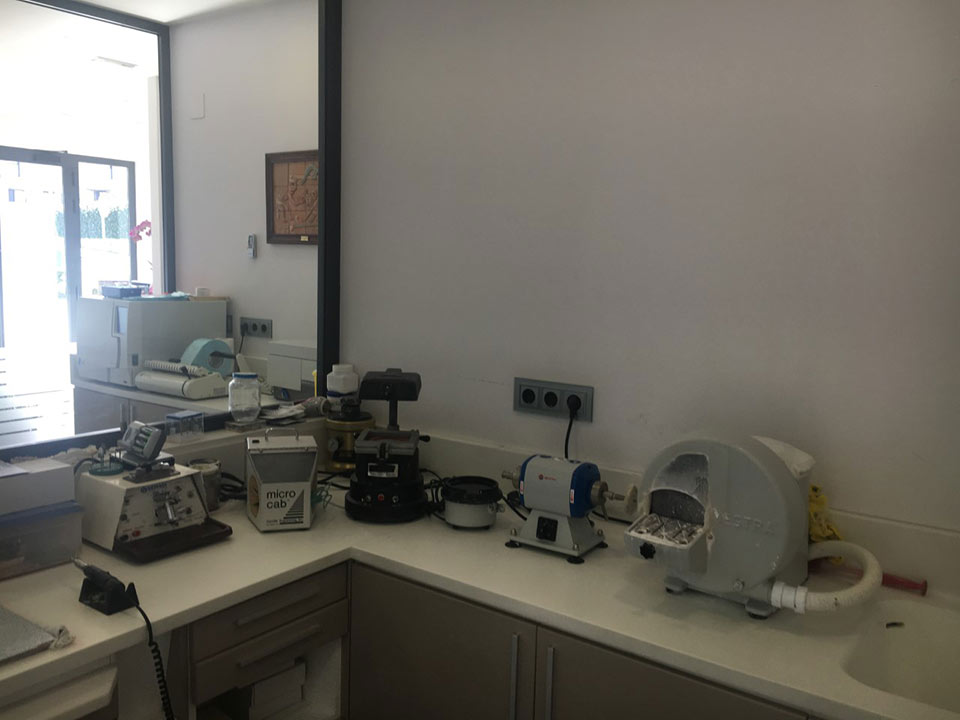 Ortho Dental Family Care centro dental 6